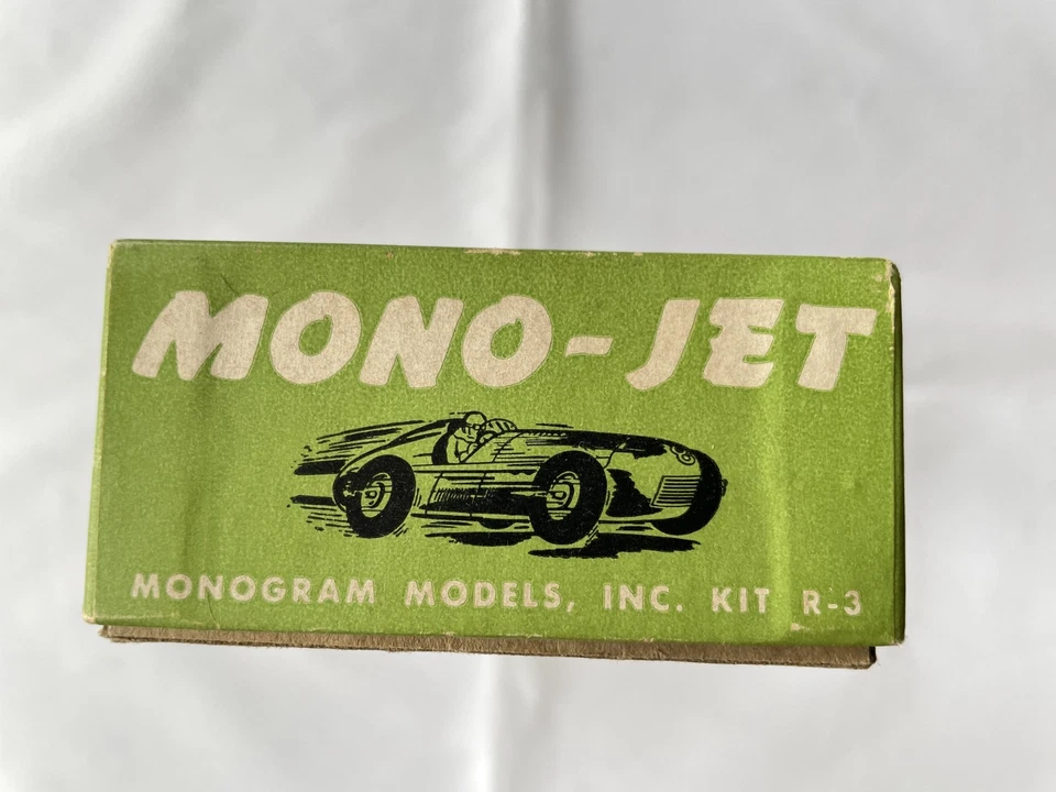 Vintage Monogram Mono-Jet Indianapolis Type Race car model kit 1/30 R3 unbuilt - Image 4 of 4