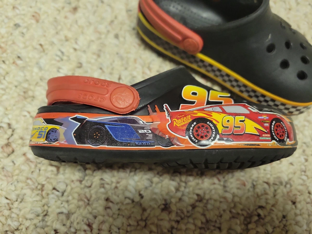 Crocs Unisex Disney and Pixar Cars Lightning McQueen