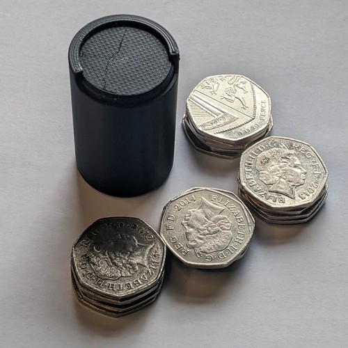 £10 50p Coin Holder | Spring-Release Dispenser, Compact & Unique - Picture 2 of 7