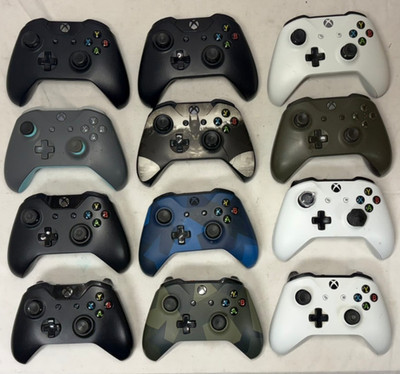 Defective Xbox One Controllers Lot of 12 - Broken/Not Working #L0703
