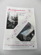 Fremme Stickpackung Tischläufer "Tulipaner"  16-9860