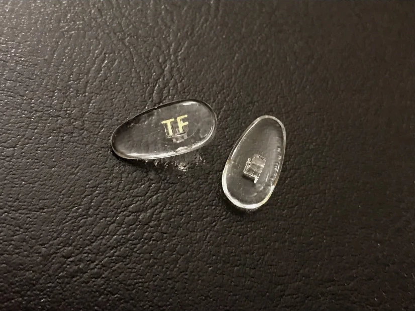 NUEVAS almohadillas nasales a presión de repuesto de alta calidad para gafas Tom Ford doradas 1 par Foto 4 de 4