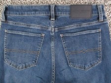Lucky Brand Sweet Mid Rise Straight Jeans Womens 6 Blue Med Wash Stretch 28x31