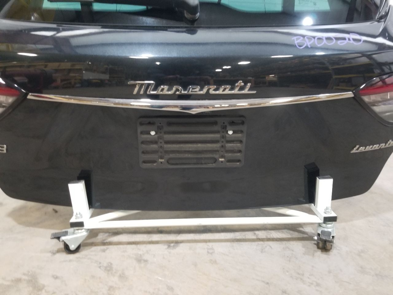 Maserati Levante 2022-2022 Tailgates Set Black
