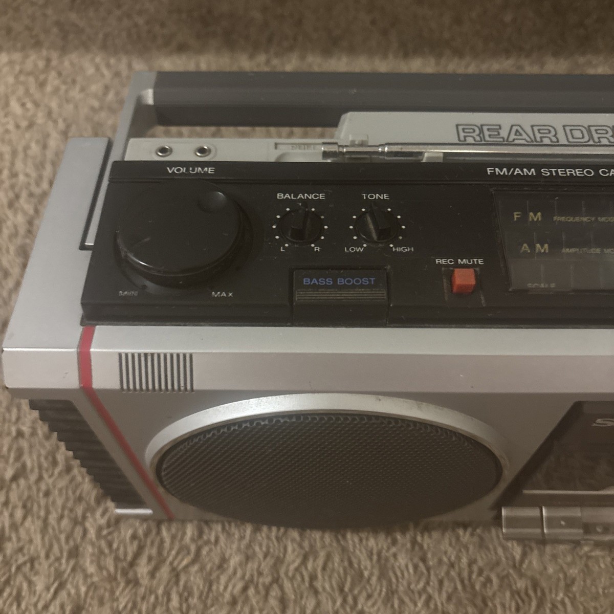 Sony CFS-450 Boombox Radio Cassette Super Woofer Bass Maintained