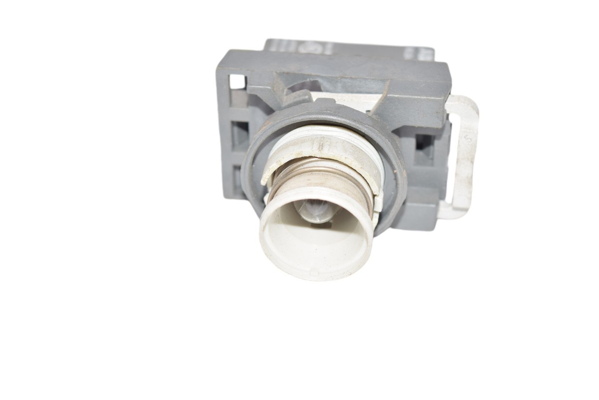NHD Inc. CB-01 Push Button Contact Block W/NPB22-S 1NC 10A@600V USED