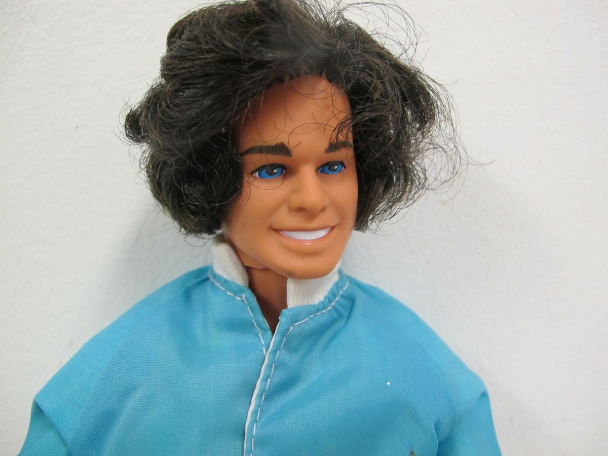 MATTEL KEN DOLL SPORT & SHAVE SWIVEL WRIST & WAIST- WITH BLUE