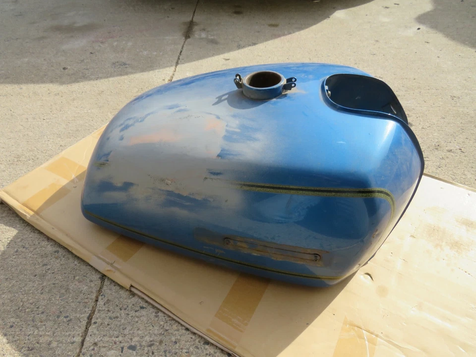 铃木 GT 500 T500 泰坦油箱油箱 1976 — 第 2/4 张图片