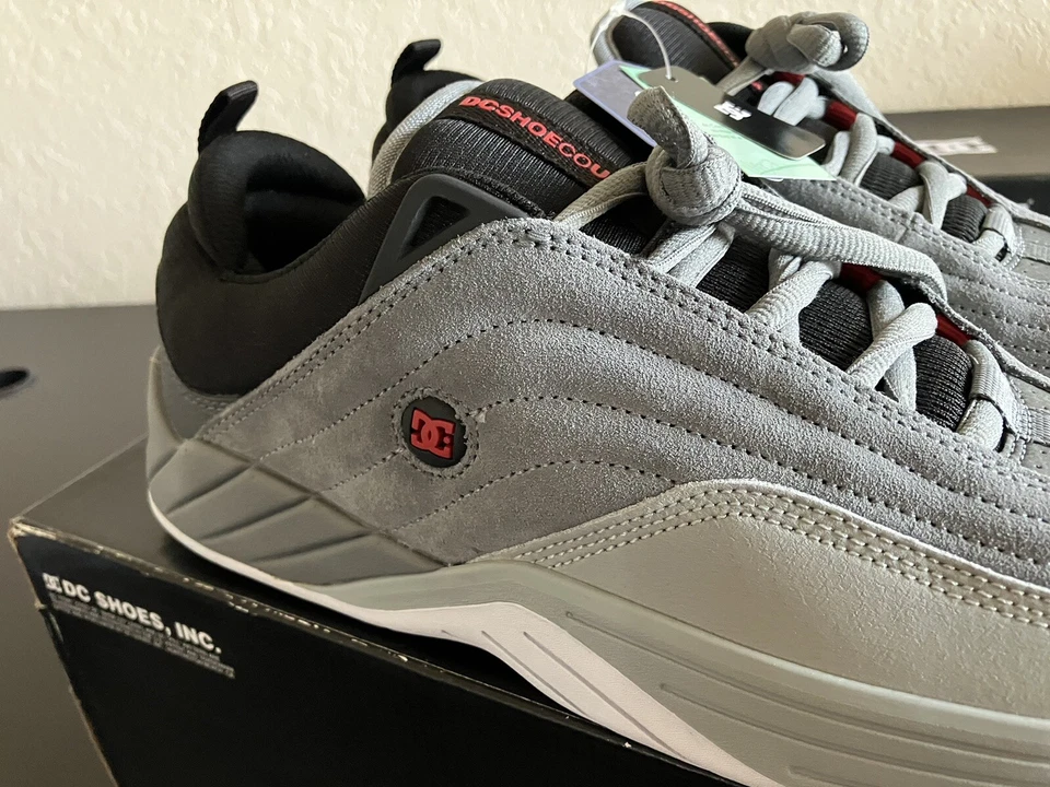 DC Shoes - Stevie Williams Slim - Color Gris/Negro/Rojo - Talla 11 EE. UU. - ¡MUY RARO! Foto 4 de 4