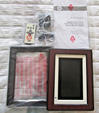 HP df 750 Series Digital Picture Frame Complete 7  NWOB FREE SHIPPING