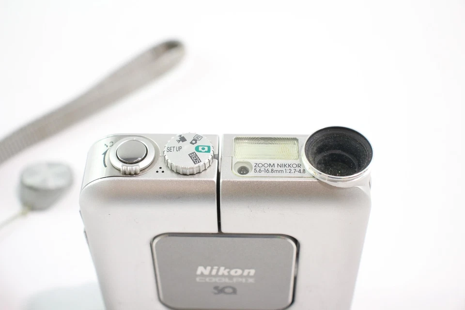 Nikon Coolpix SQ Digital Compact Camera Working w/ Nikkor Zoom Lens - Image 3 of 4