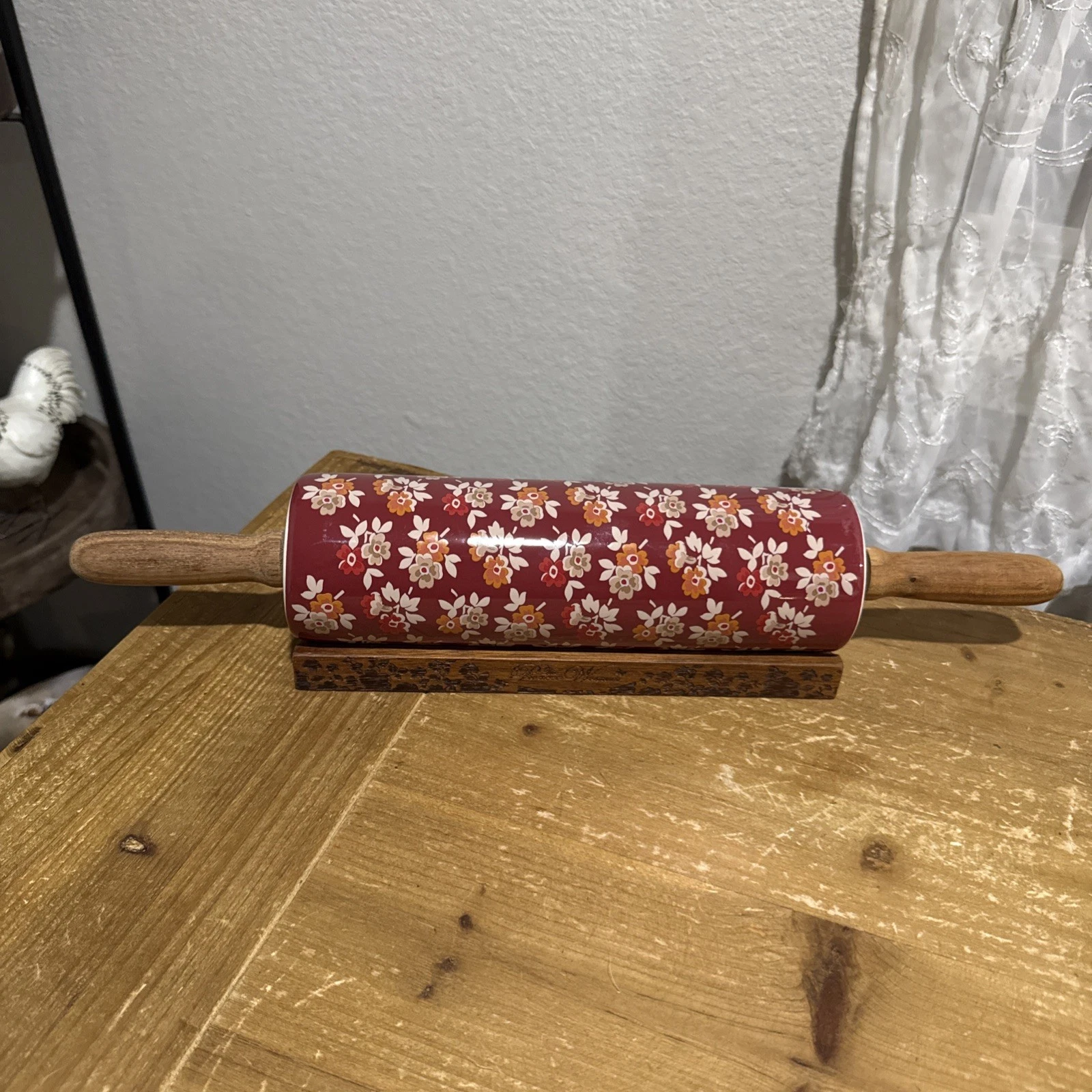 The Pioneer Woman Ceramic Rolling Pin Fall Flowers Autumn Harvest W/Stand