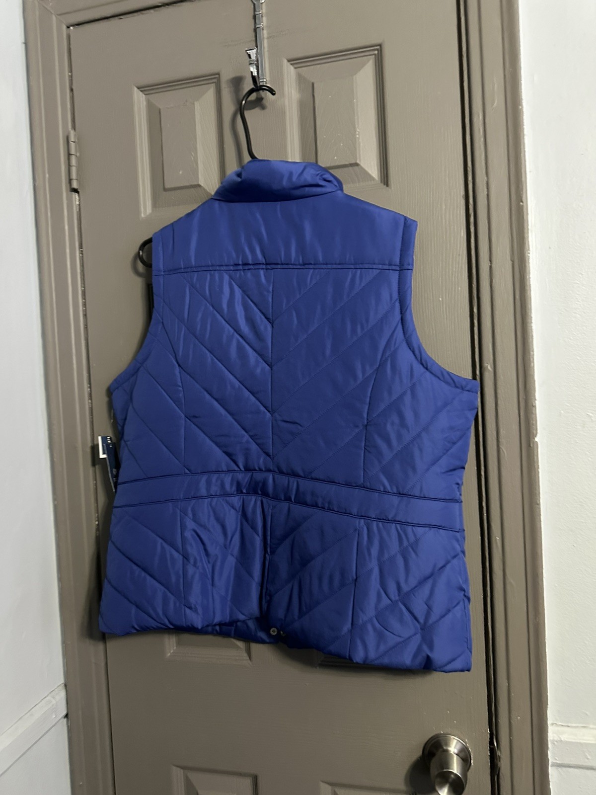 Izod XL Blue Puffer Vest Ladies Snap Closure image 3