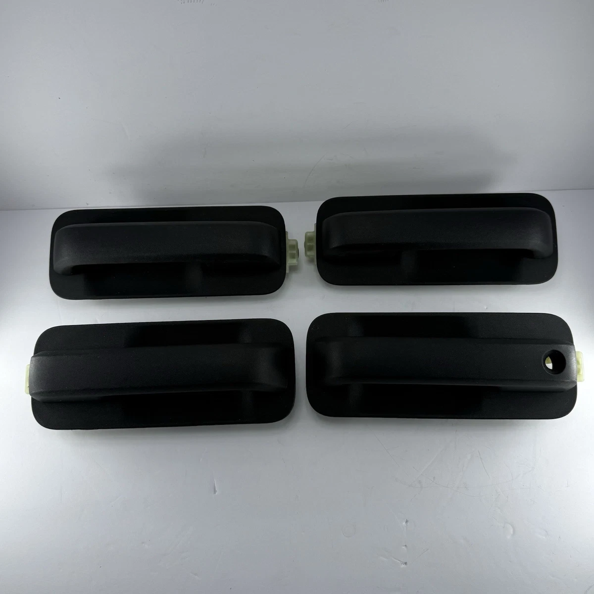 Maniglia Portiera Esterna Destra E Portellone Posteriore Su Carrozzeria In Lamiera Suzuki Santana Samurai 3701684308365