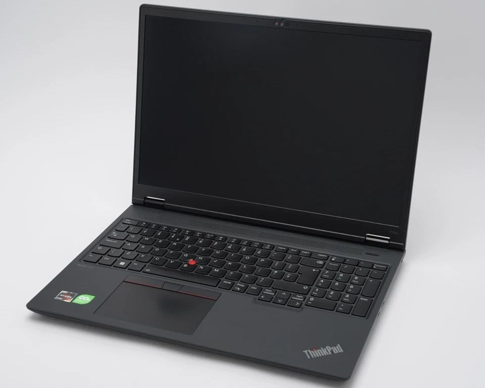 Lenovo ThinkPad P16v G1 · Ryzen 7 PRO 7840HS · 32GB · 1TB, photo 3 of 5