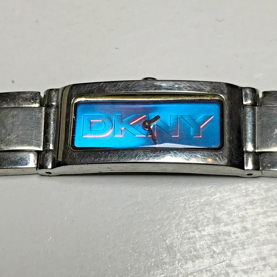 Reloj Pulsera DKNY Vintage Cara Multicolor (RARO) Foto 2 de 4