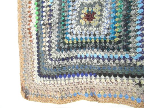 **TWO** THICK Hand-knitted Handmade SQUARE CELLULAR BABY BLANKETS NEW 33" x 34" - Picture 6 of 9