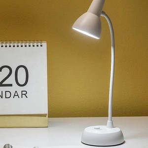 LED Lampe de bureau réglable 360° Lampe à bras pivotant Lampe de lecture pour les yeux Nouveau