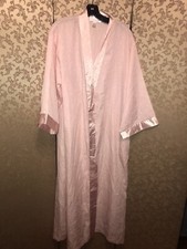 Oscar De La Renta Pink Label Baby Pink Roses Floral Embossed Robe Size XL