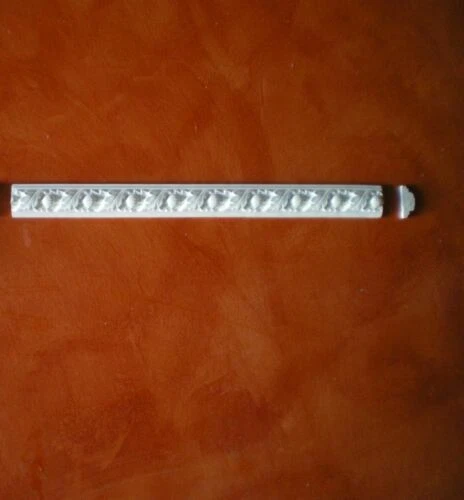 Altri articoli bianchi per la decorazione della casa