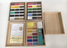 Kuretake Gansai Tambi 48 Colors Set with 3 Water Brushes  Palette in Paulownia