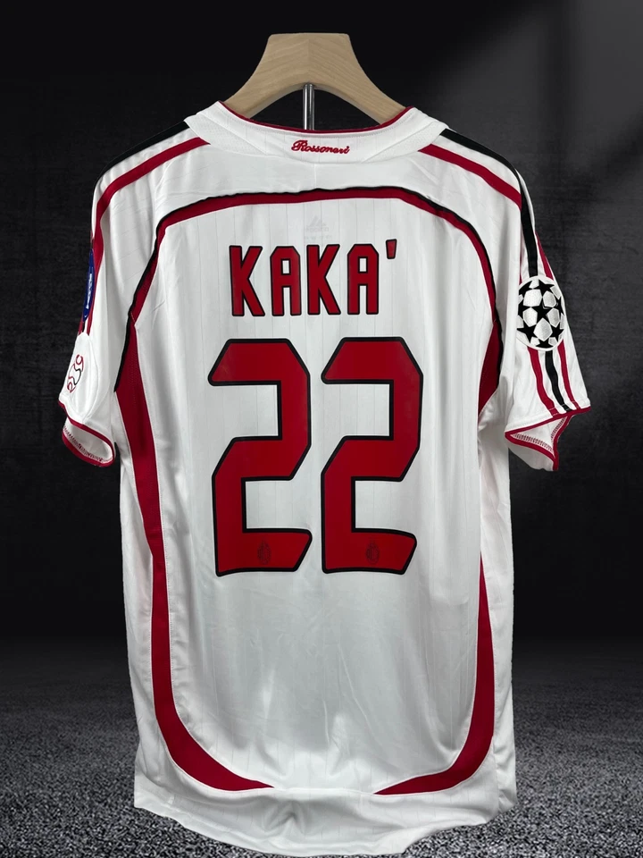 Camiseta deportiva de manga corta vintage visitante Kaká #22 - AC Milan 2006-2007 Foto 2 de 4