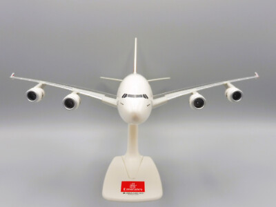 Emirates Airbus A380-800 Colours 1/250 Herpa Snap Fit 614054 EK