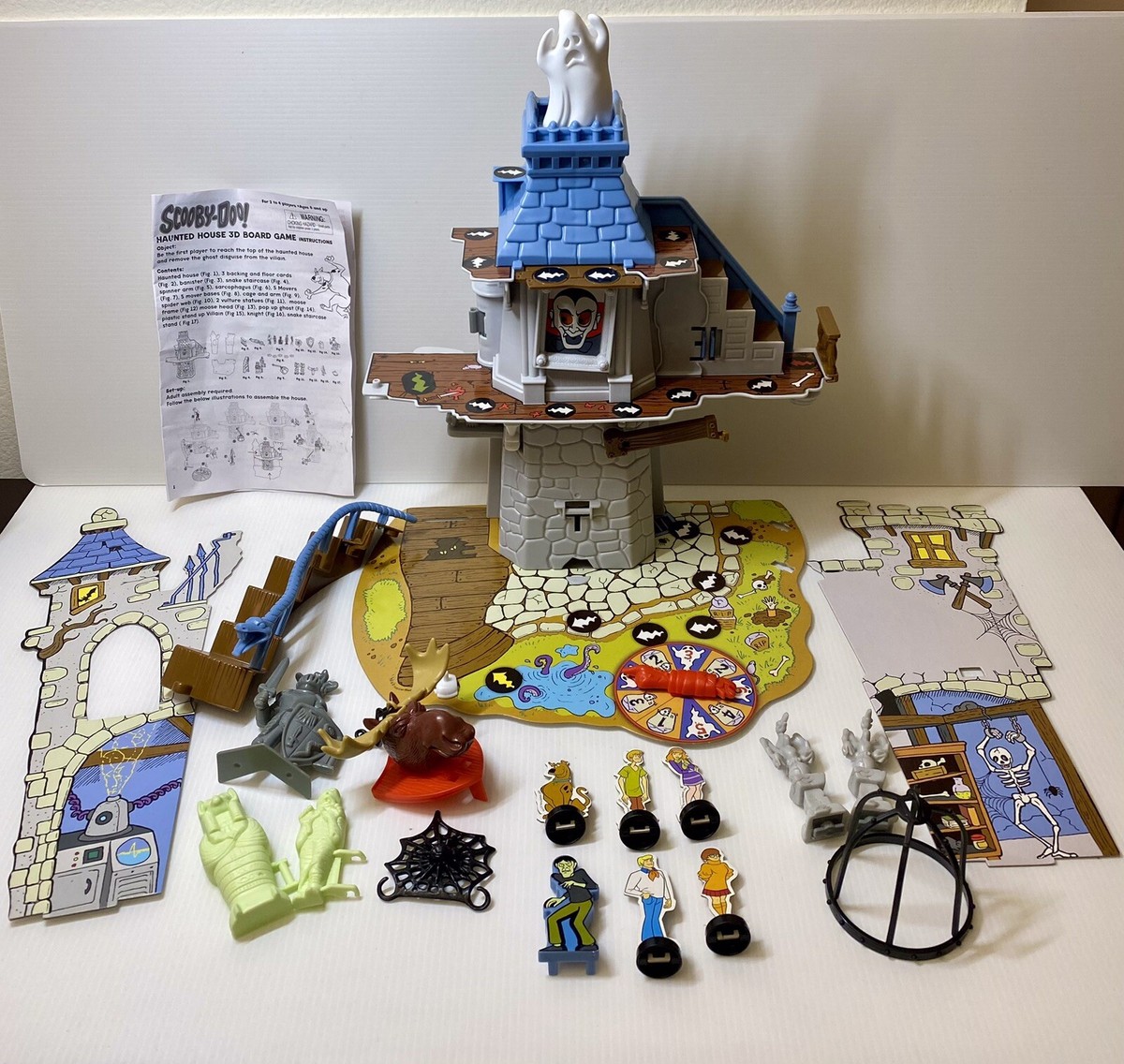 Lego Minifigure's Unspeakable Haunted Lego House Custom