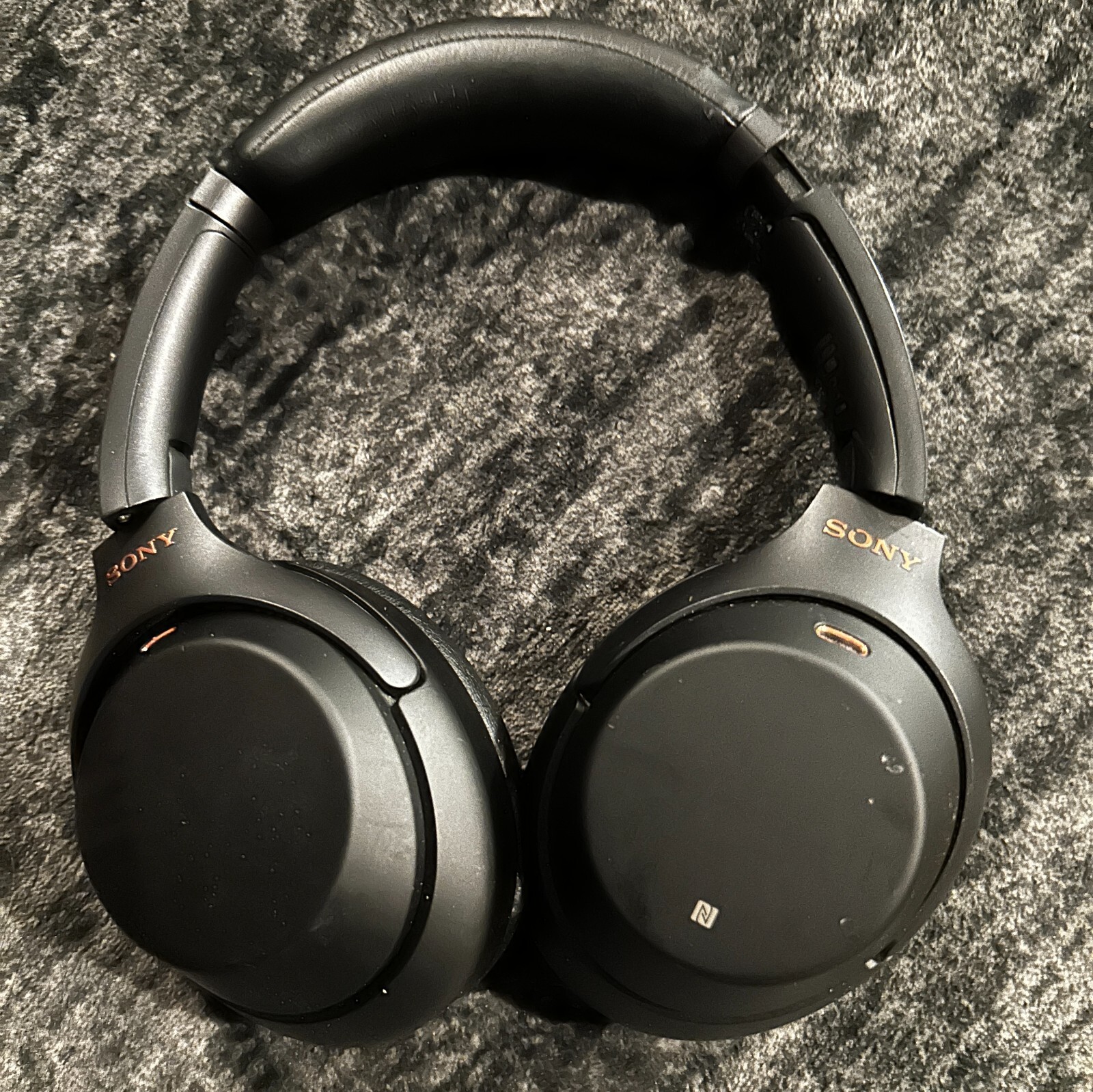 Sony WH1000XM3 Noise Cancelling Headphones, Wireless Bluetooth Over the Ear Head