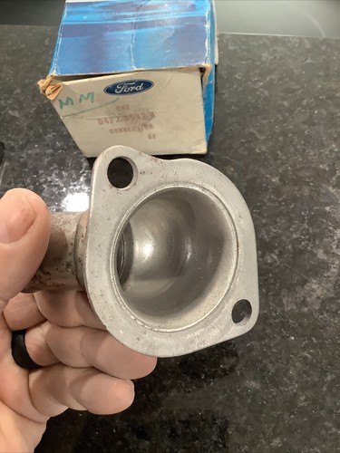 NOS 1974 - 1978 FORD MUSTANG II PINTO FAIRMONT 2300cc 2.3L THERMOSTAT HOUSING - Picture 3 of 4