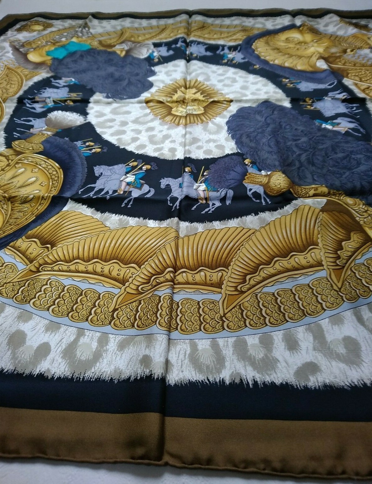 Picture 4 of 12