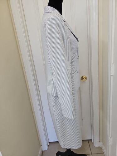 Vintage Jones New York SUIT White/Gray Striped Skirt Blazer 2 Piece Suit Sz 6 - Picture 2 of 8