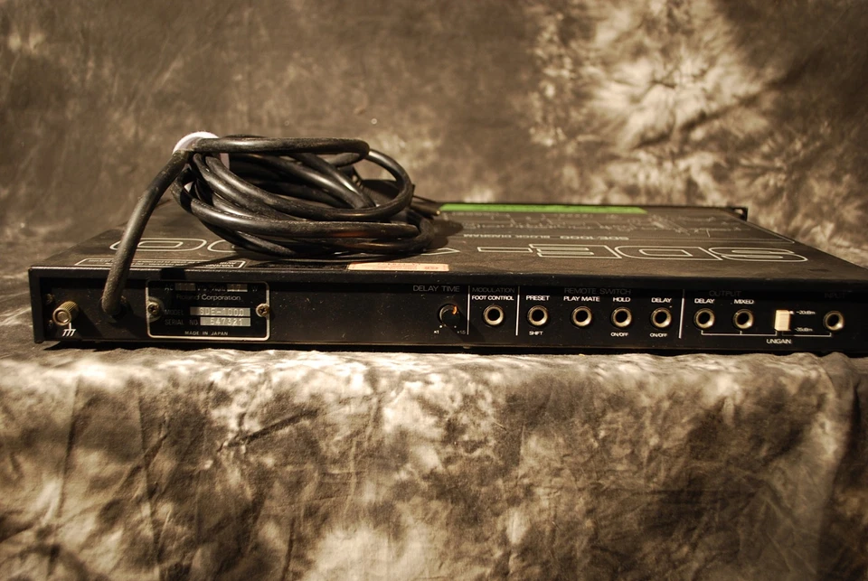 Roland SDE-1000 Digital Delay - Image 4 of 4