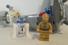 100% Complete & Retired Lego Star Wars: Droid Escape Star Wars (9490) & (30053)