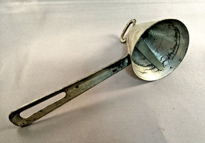 Antique Cone-shaped Ice Cream Disher or Scoop Key-wind  or turn key model