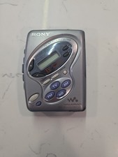 Sony Walkman WM-FX281 FM/AM Radio Cassette Tape Player Tested And Works