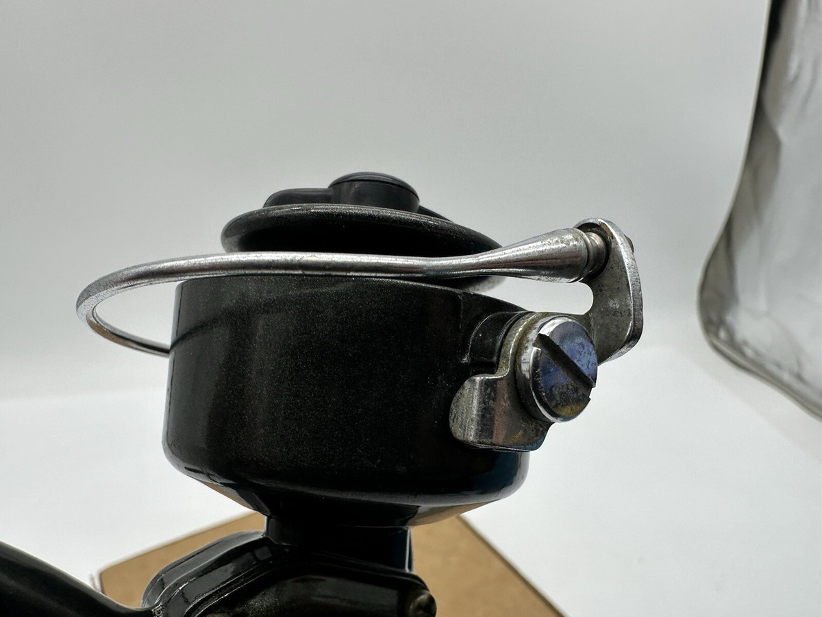 シェークスピア1969B Vintage Shakespeare 2200 Open Face Spinning Reel Japan Good
