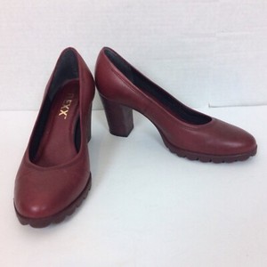 dark red heels uk