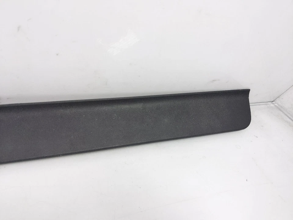 Placa de desgaste del umbral de la puerta del pasajero Mazda Rx-8 2004-2011 F151-68-730C-02 Foto 4 de 4