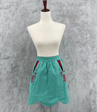 Vintage 60s Embroidered Scalloped Hem Green Tie Back Apron Rockabilly Trad Wife