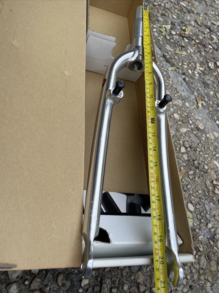 Classic Kinesis MTB Superlight Fork 1 1/8” Threaded 130mm - Image 4 of 4