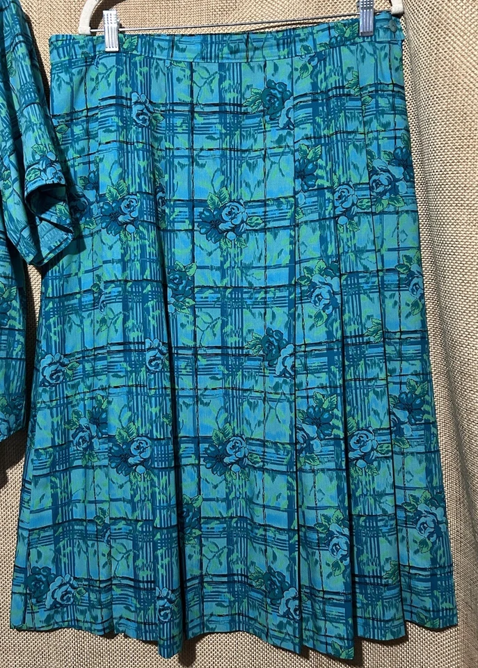 Vintage Pendleton Floral Top & Skirt 2pc Set Teal Camp Shirt + Midi Size 18 - Image 3 of 4