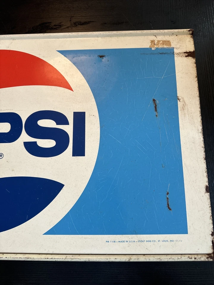 Pepsi Cola 1970s Vintage Metal Tin Sign 17 1/2 x 32 Inches Wall Piece - Image 3 of 4