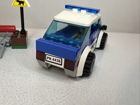 LEGO 4436 - Lego City Patrol Car - Near Complete