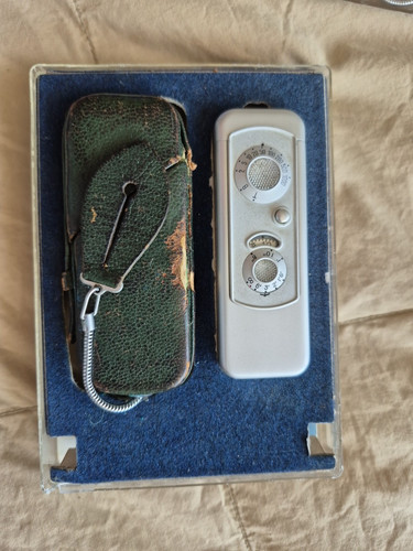 Vintage MINOX Wetzlar Subminiature Camera w/ Complan f/3.5 15mm Lens & Case