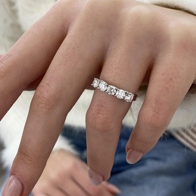 14K Weißgold Bandring 1 kt runder Labcreated Diamant F/VS Geschenk für Frauen
