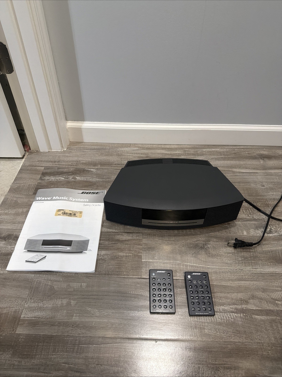 Am/fm Cd Player With 2 Remotes Manual Power Cord Works