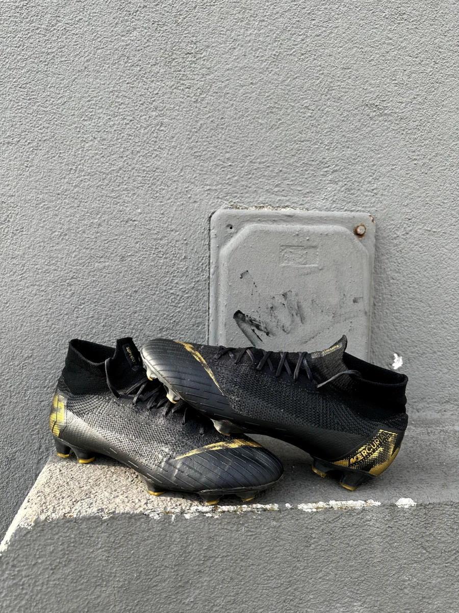 Nike mercurial nere e top oro