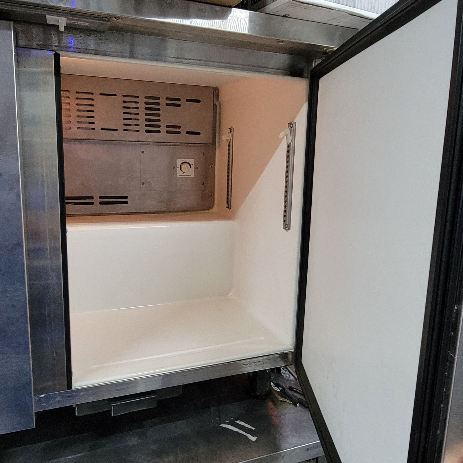 Undercounter Commercial Refrigerator 24 Two Door Turbo Air Tuf48sd