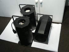 STARWAY projecteur PAR 64 avec lampe , porte filtre et fiche alim prix unitaire